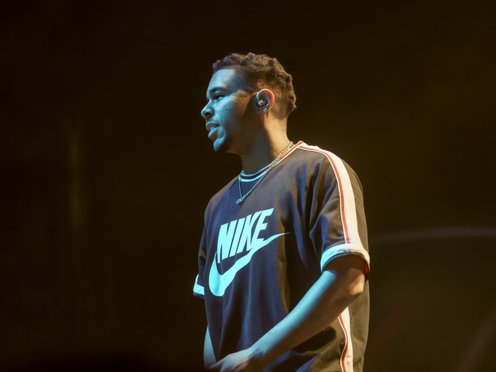 Comment convaincre une marque comme nike d'investir dans une tournée rap sans vendre son image