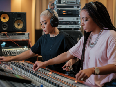 comment les femmes productrices bousculent le son du rap et comment les repérer